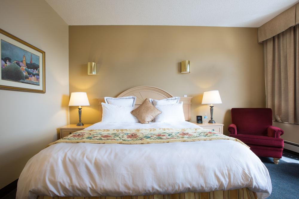 Nomad Hotel & Suites Fort Mcmurray Dış mekan fotoğraf