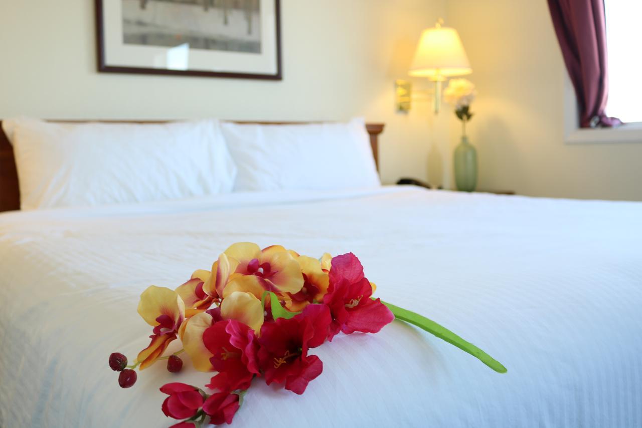 Nomad Hotel & Suites Fort Mcmurray Dış mekan fotoğraf