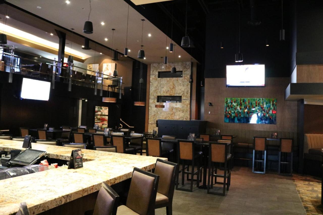 Nomad Hotel & Suites Fort Mcmurray Dış mekan fotoğraf